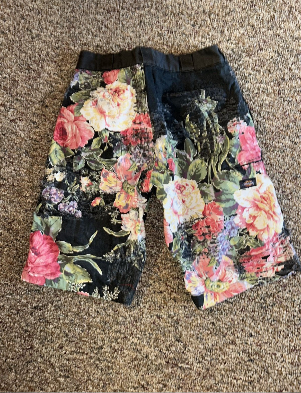 32w Floral distressed shorts