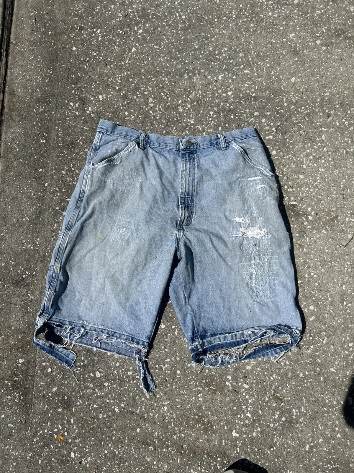 32w Repaired denim shorts