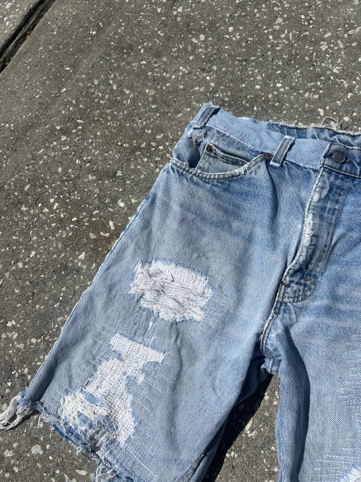 32w Repaired denim shorts
