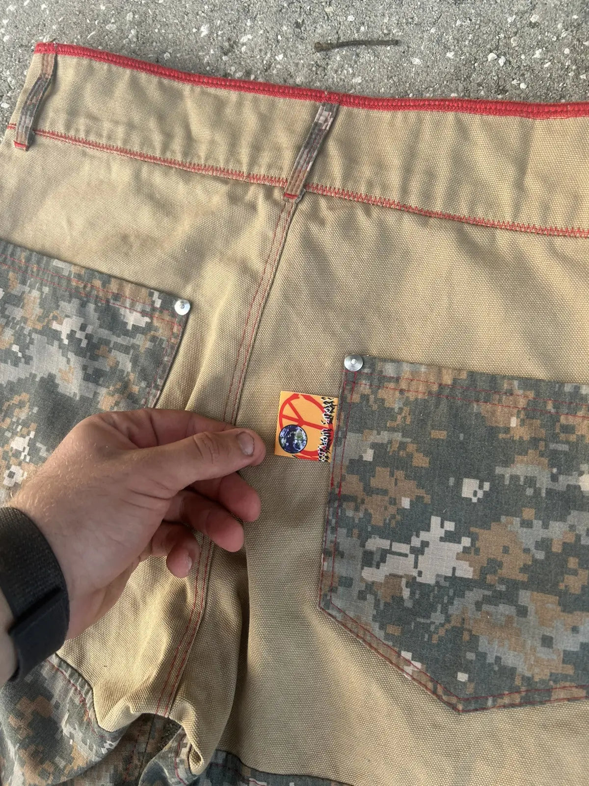 34w Hybrid camo cargo shorts